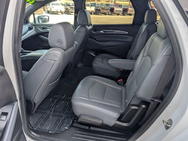 Used 2024 Buick Enclave Premium image 23