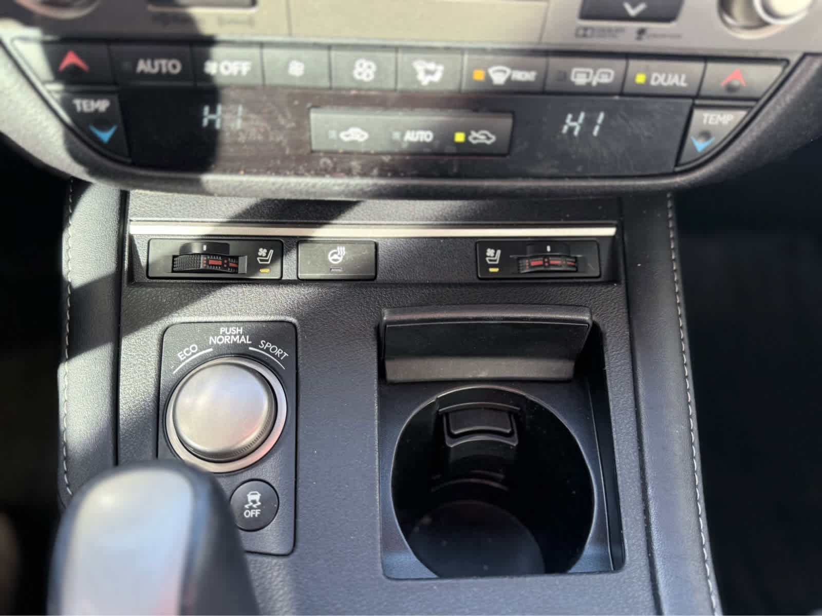 Used 2016 Lexus ES 350 w/ Navigation System Package image 25