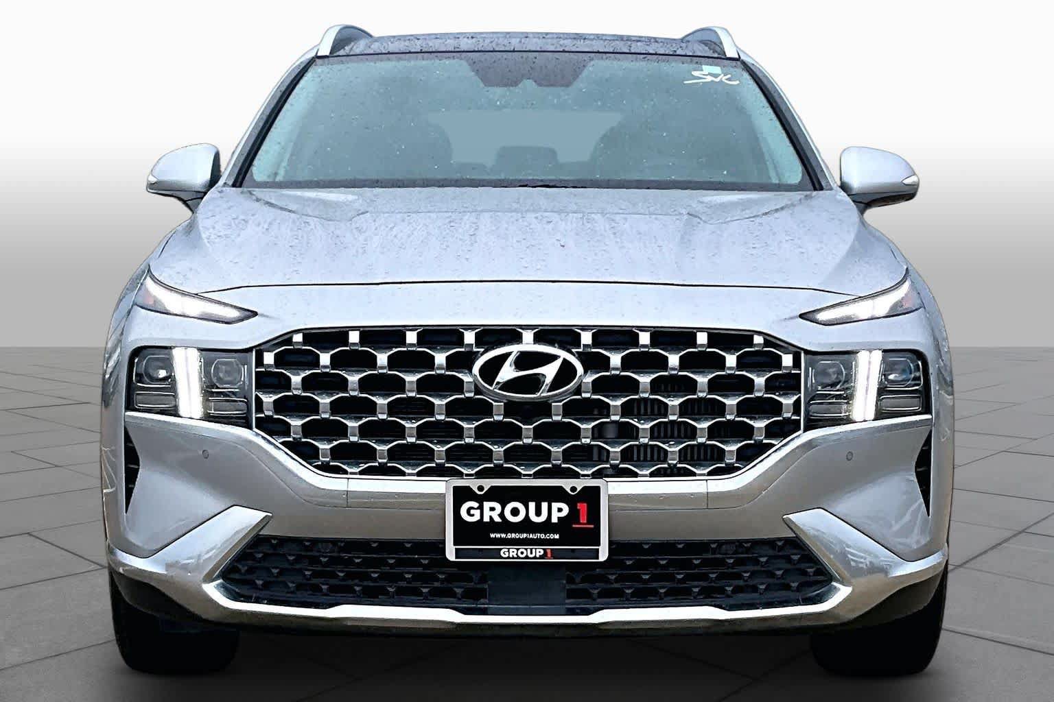 Used 2023 Hyundai Santa Fe Limited FWD image 4