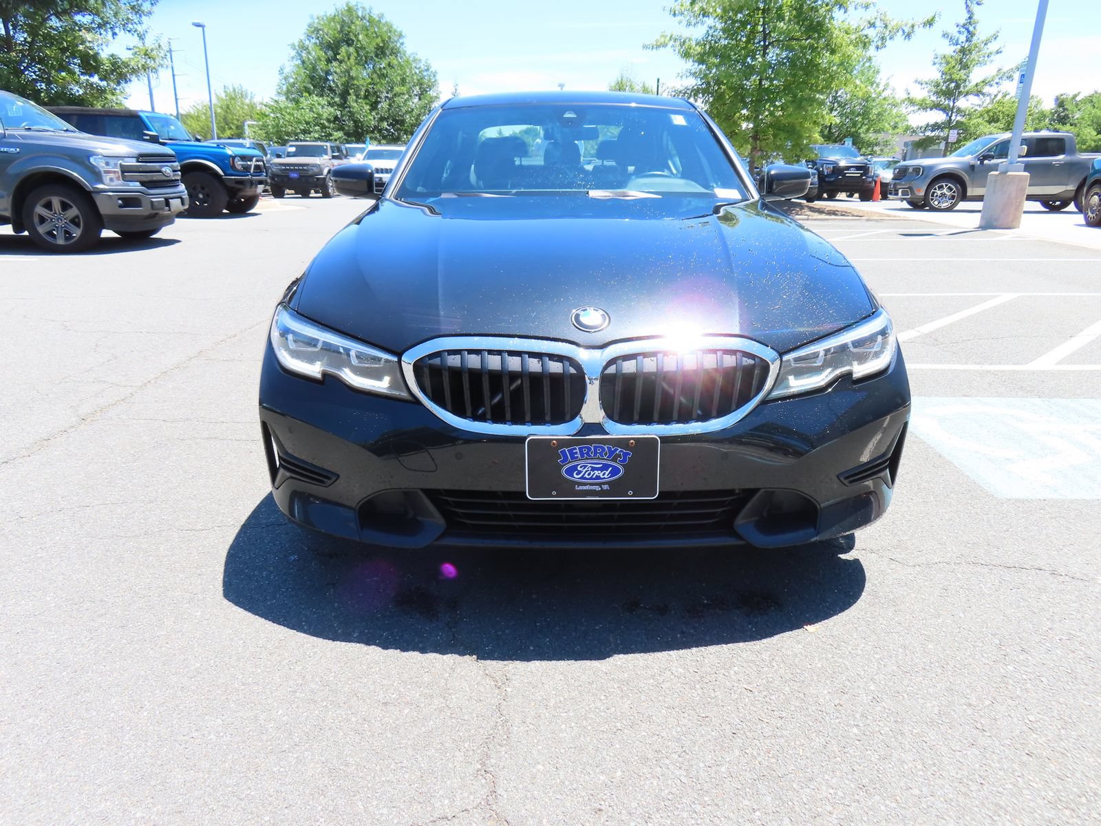 Used 2022 BMW 330i xDrive Sedan w/ Driving Assistance Package AWD/4WD image 2