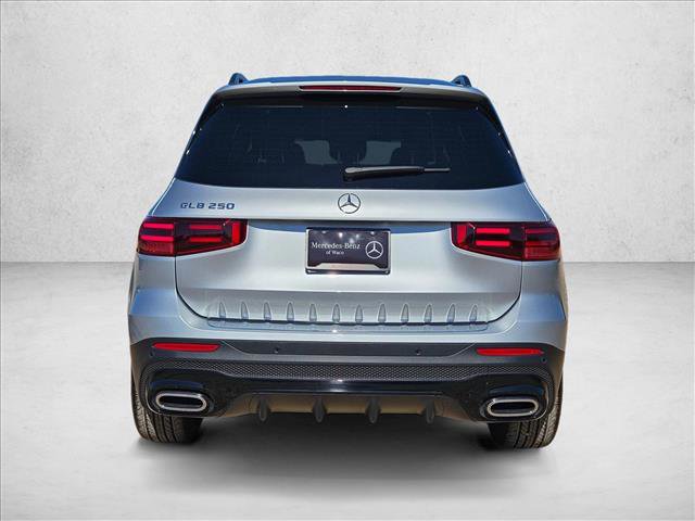 Certified 2024 Mercedes-Benz GLB 250 image 6