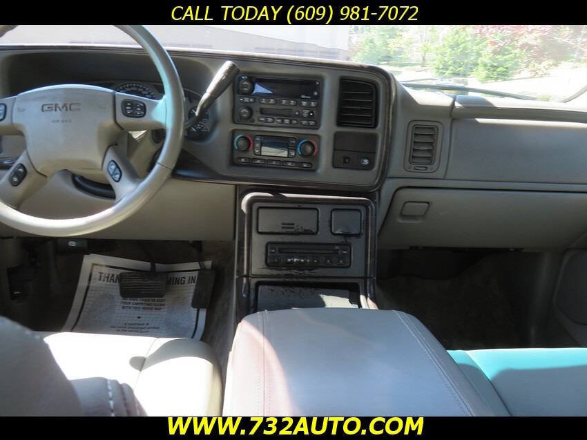 Used 2003 GMC Yukon XL Denali AWD/4WD image 17
