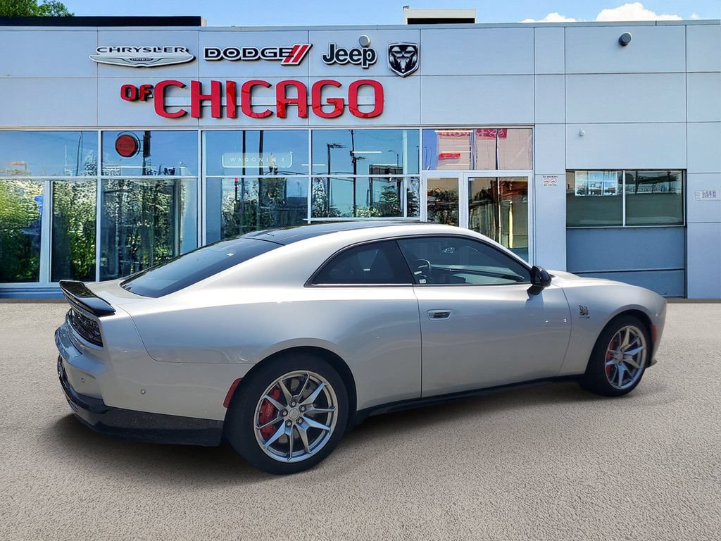 Used 2024 Dodge Charger Daytona Scat Pack w/ Plus Group AWD/4WD image 4