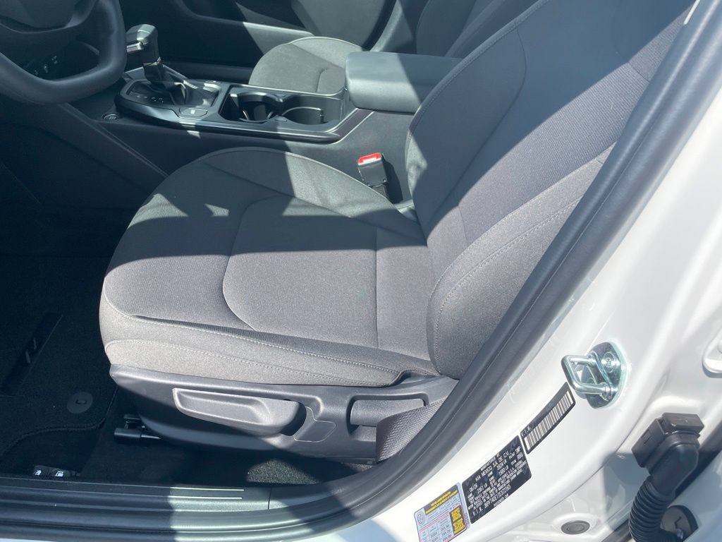 New 2026 Kia K4 FWD image 11