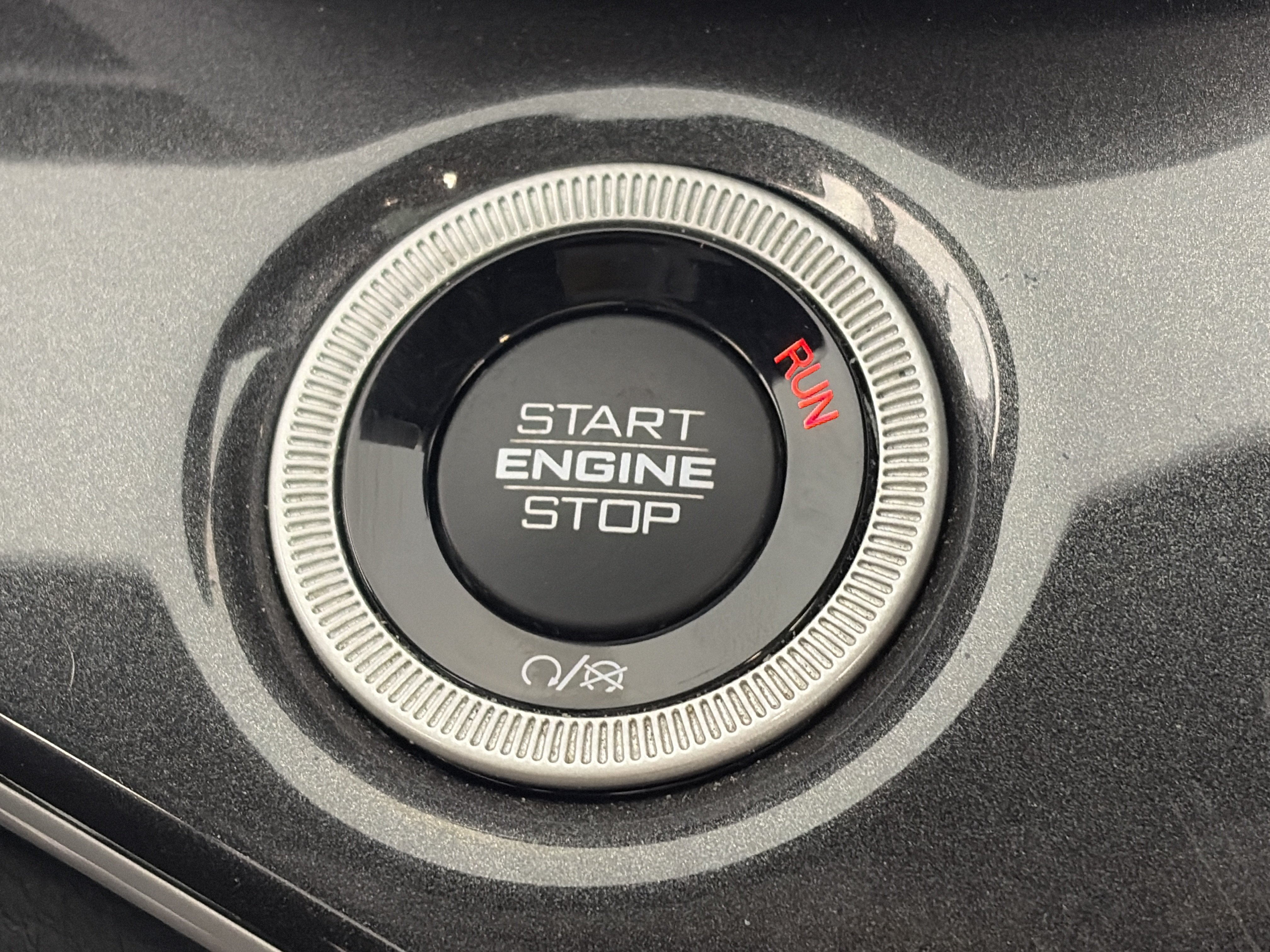 Used 2022 Jeep Grand Cherokee Altitude AWD/4WD image 28
