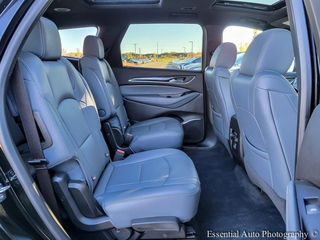 Used 2023 Buick Enclave Essence w/ Experience Buick Package image 30