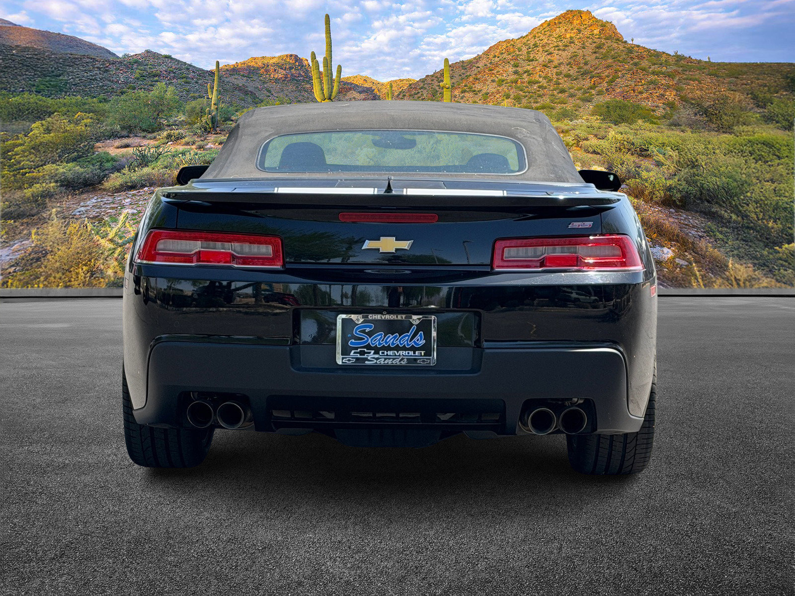 Used 2015 Chevrolet Camaro SS w/ RS Package RWD image 9