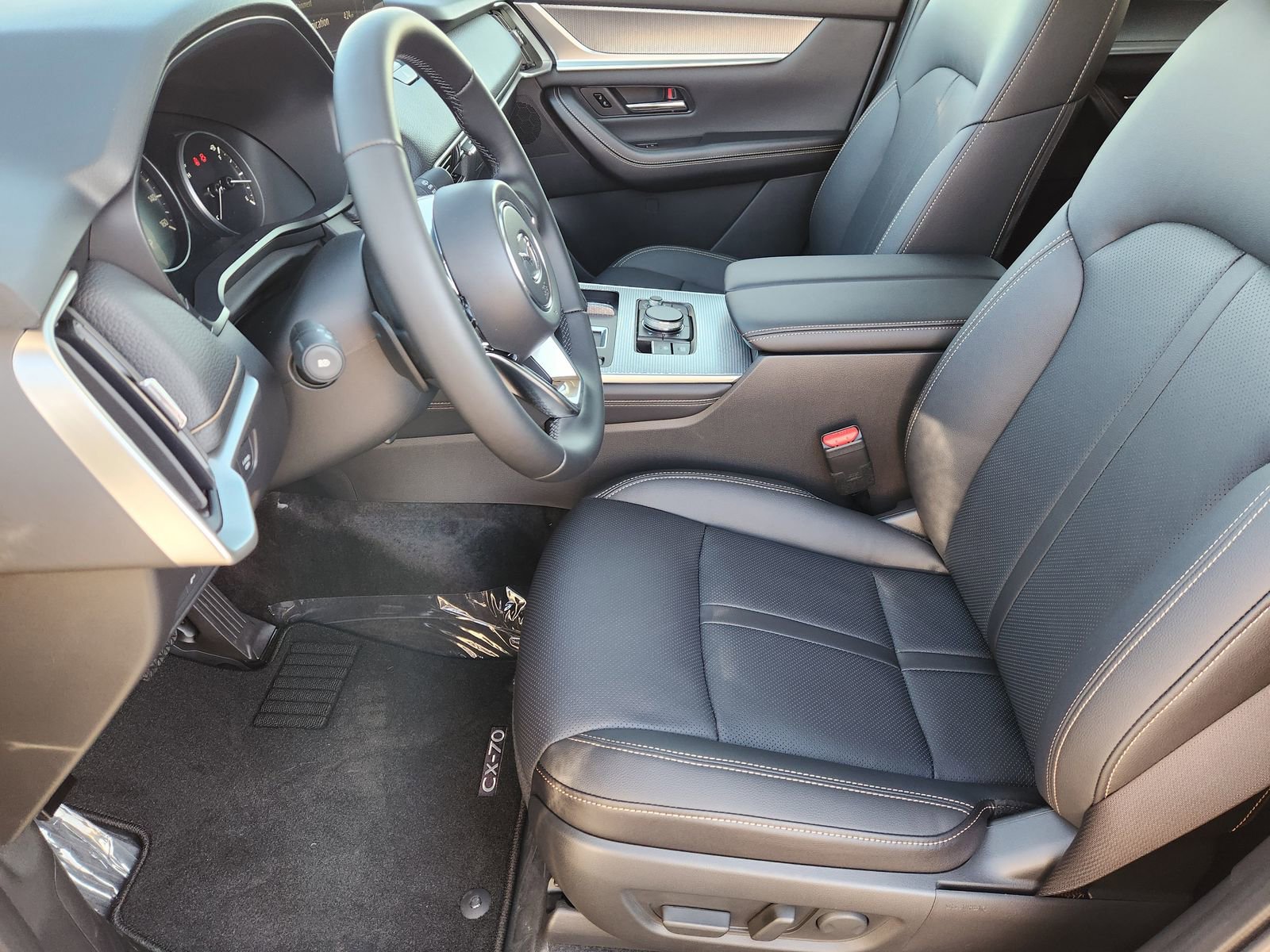 New 2026 MAZDA CX-70 3.3 Turbo w/ Preferred Package image 14