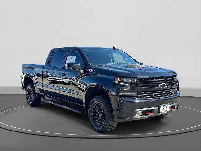 Used 2022 Chevrolet Silverado 1500 LT Trail Boss w/ LPO, Dark Essentials Package AWD/4WD image 3