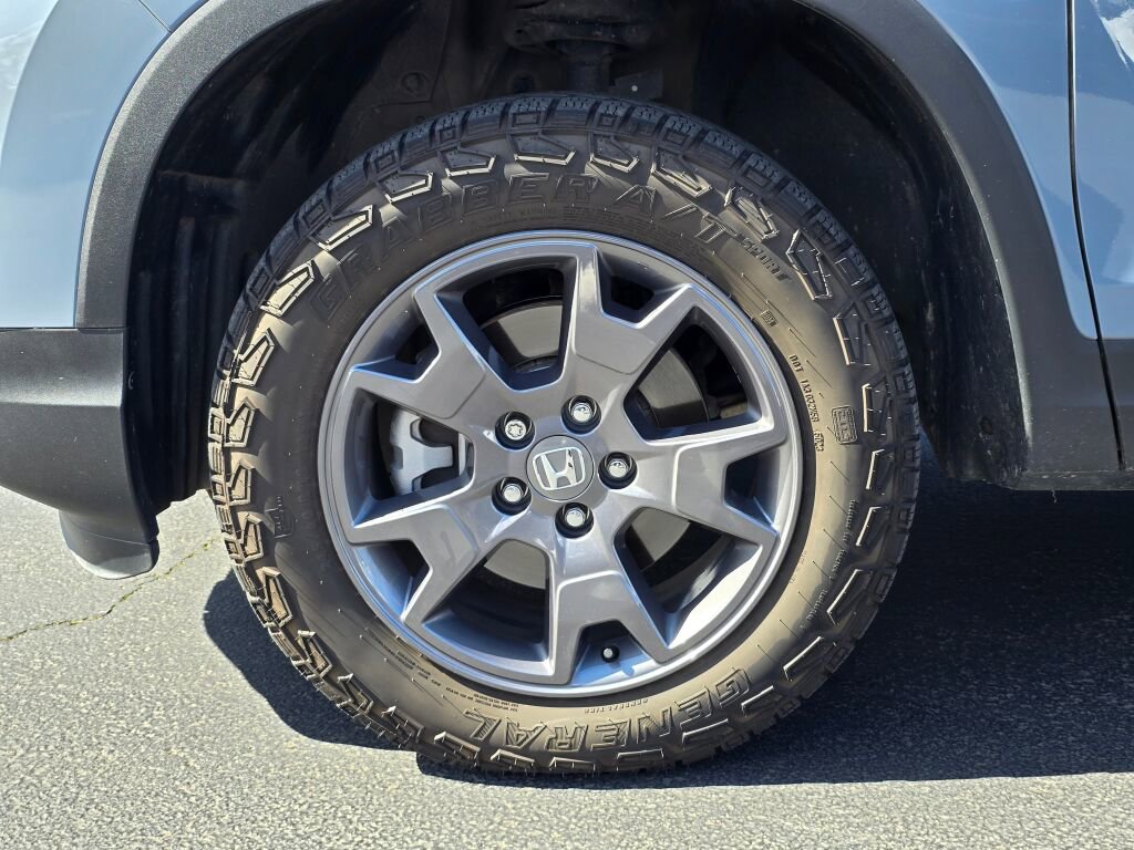 Used 2024 Honda Passport TrailSport image 17