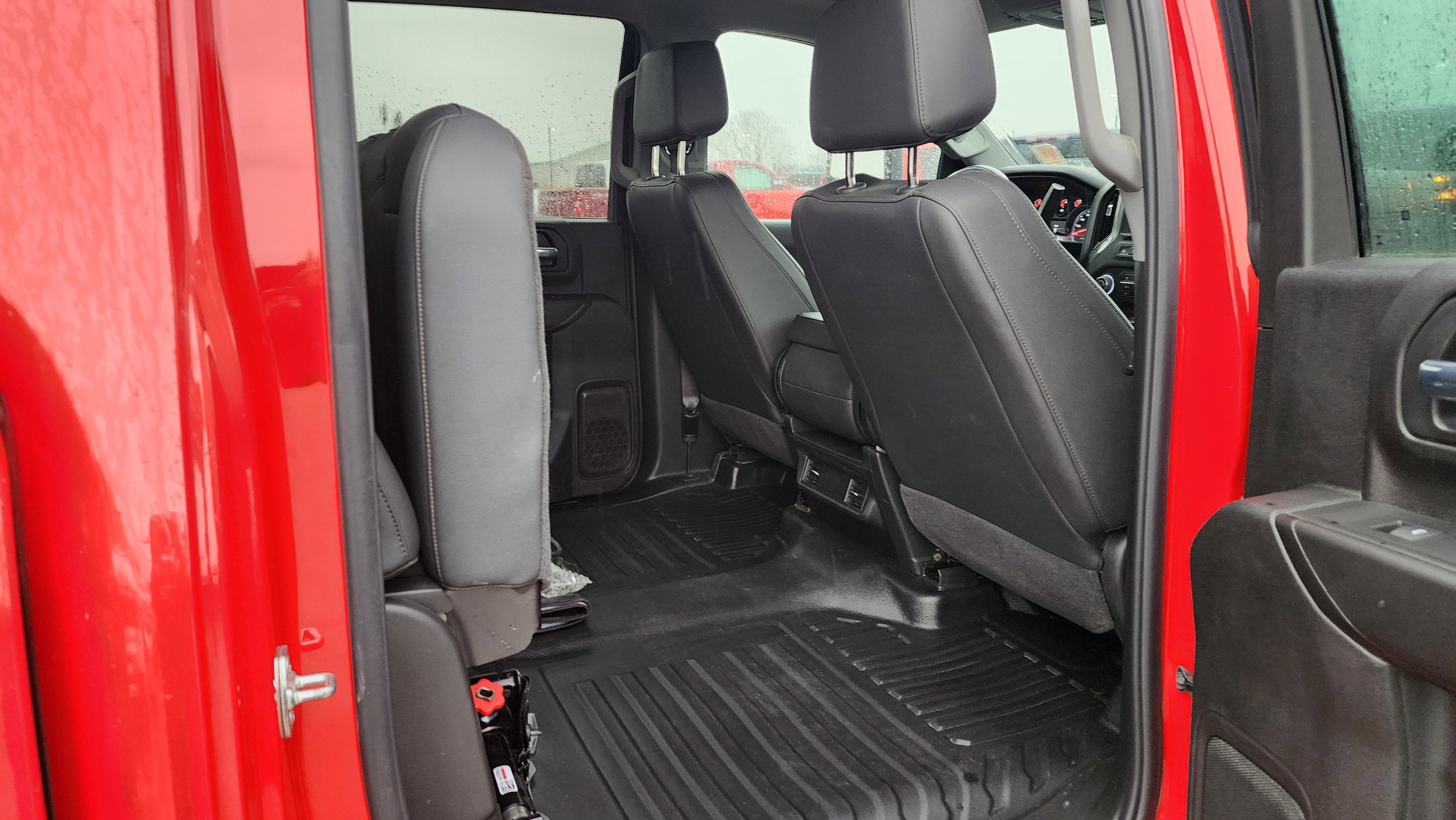 Used 2025 Chevrolet Silverado 3500 W/T AWD/4WD image 5