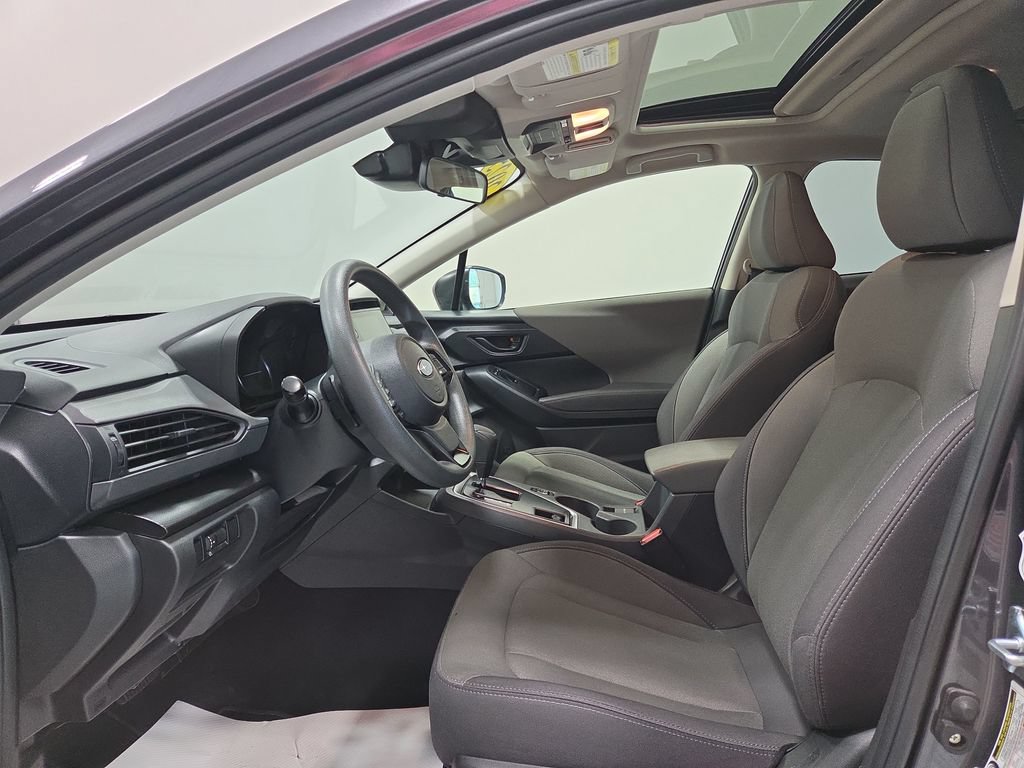 Used 2025 Subaru Crosstrek 2.5i Premium AWD/4WD image 3