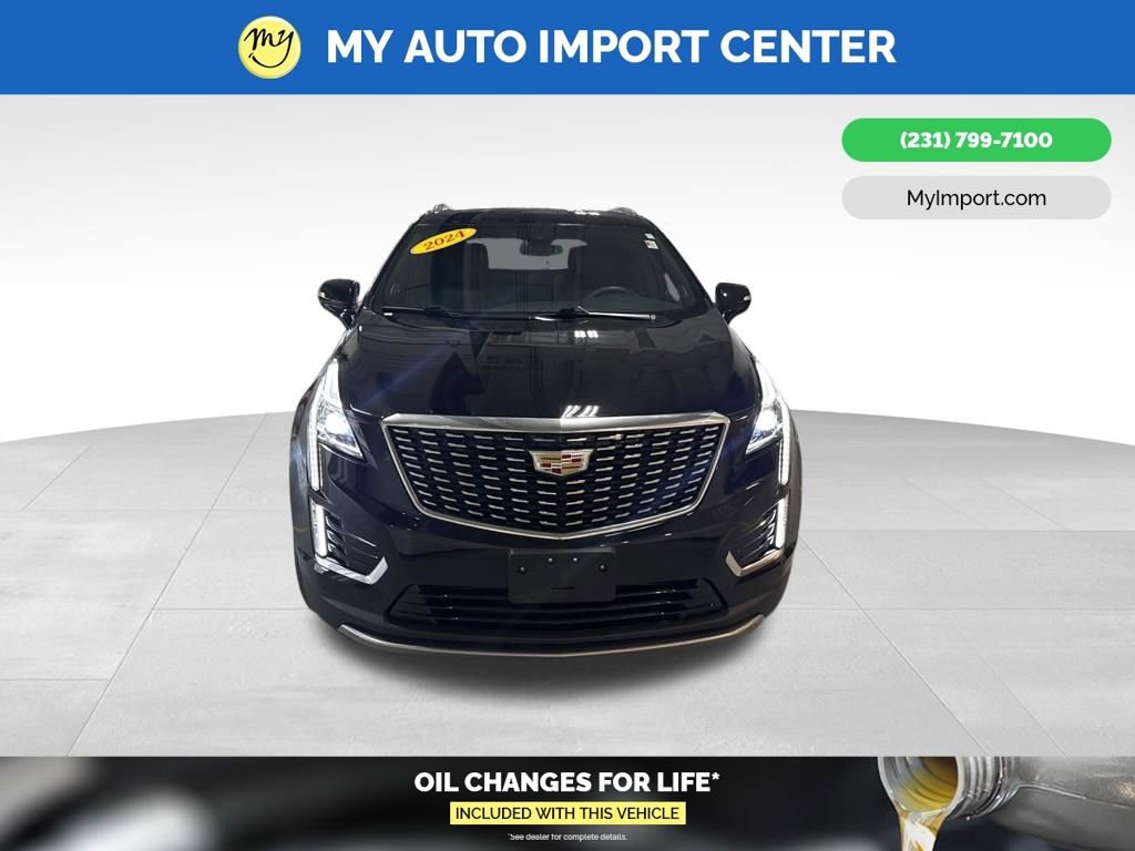 Used 2024 Cadillac XT5 Premium Luxury image 2
