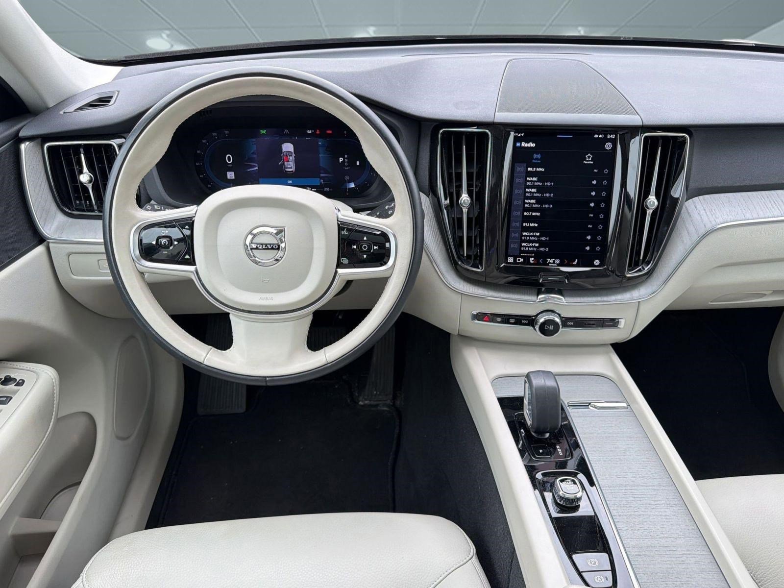 Certified 2024 Volvo XC60 B5 Plus w/ Climate Package image 28