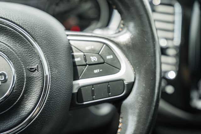 Used 2020 Jeep Compass Limited AWD/4WD image 22