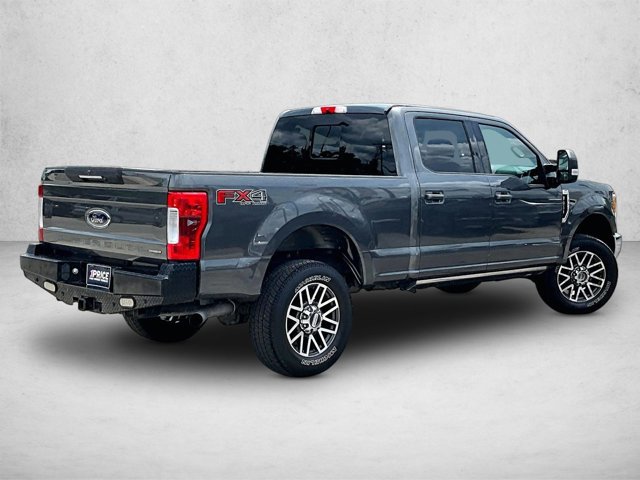 Used 2017 Ford F250 Lariat w/ Lariat Ultimate Package AWD/4WD image 2