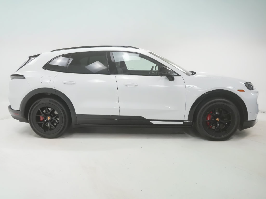 New 2026 Porsche Cayenne S AWD/4WD image 9