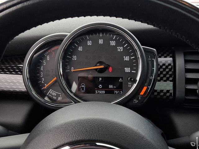 Used 2018 MINI Cooper S FWD image 16