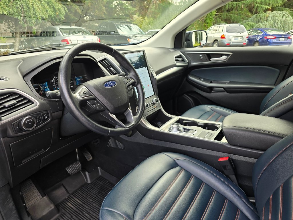Used 2023 Ford Edge SEL w/ Sport Appearance Package AWD/4WD image 11