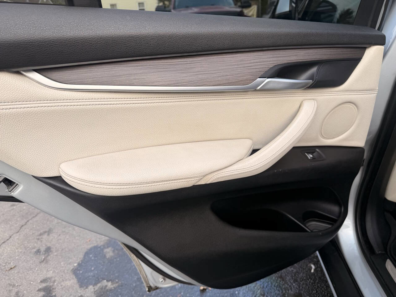 Used 2015 BMW X5 xDrive35i AWD/4WD image 9