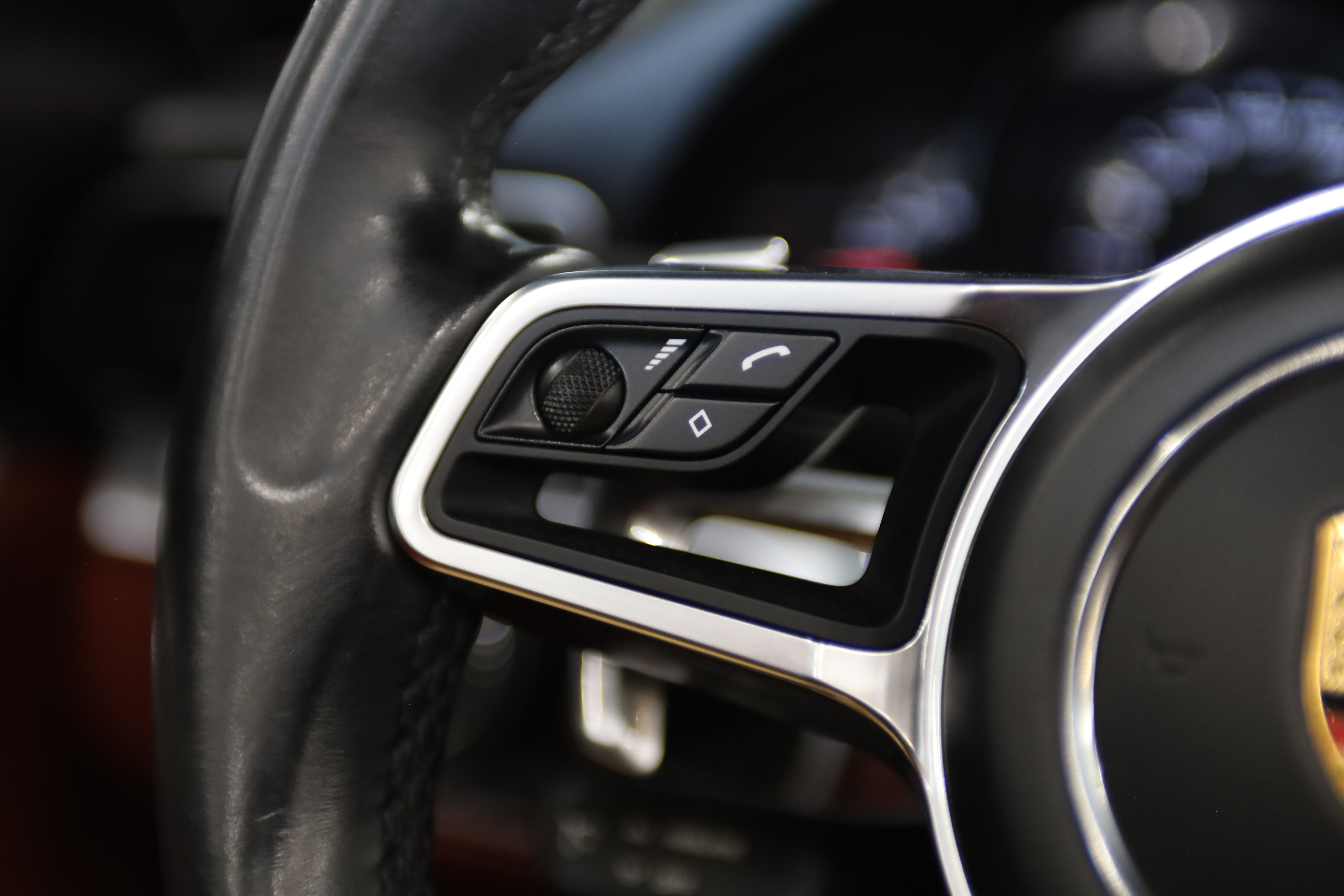 Used 2018 Porsche 911 Carrera S RWD image 23