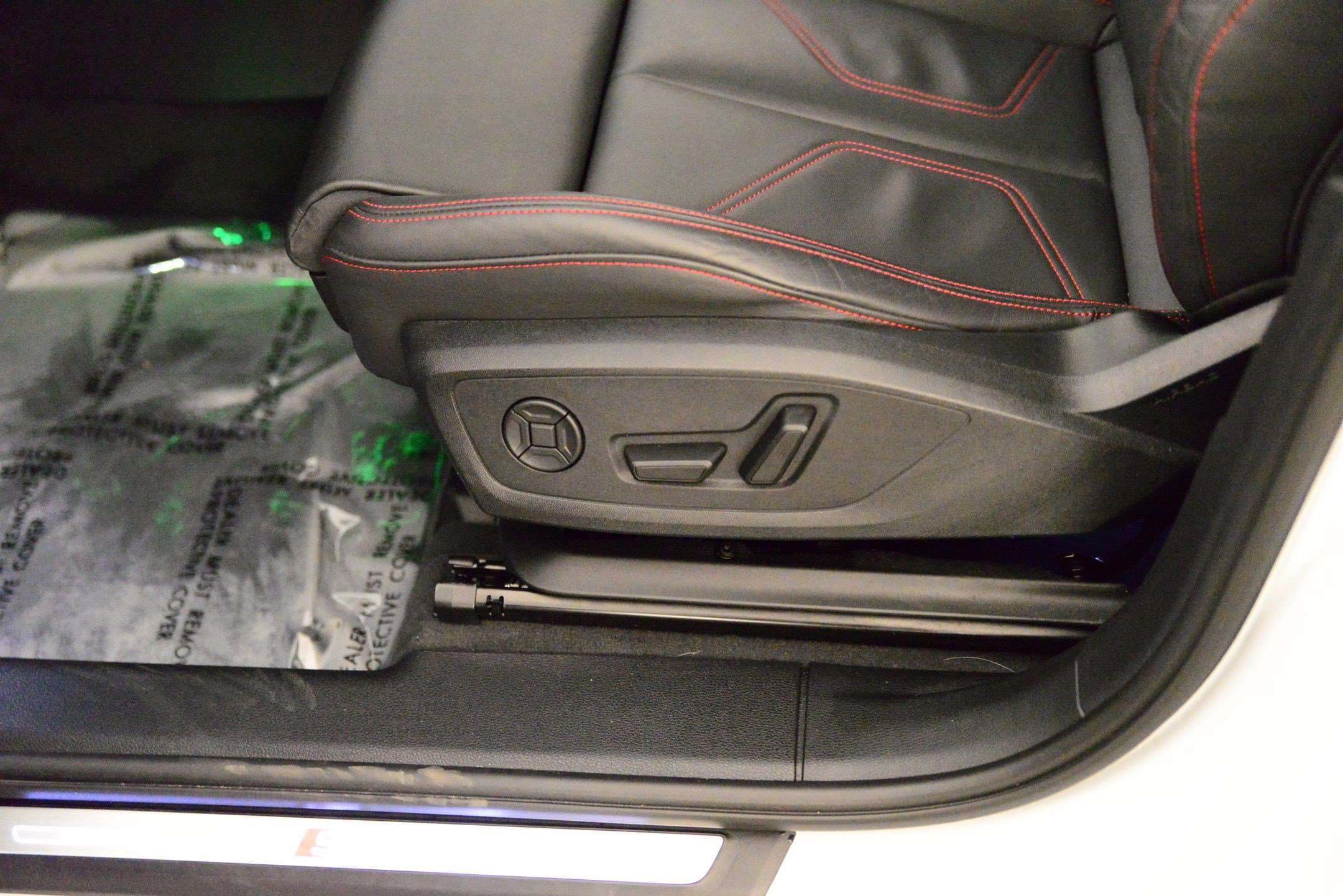 Certified 2025 Audi Q3 2.0T Premium Plus w/ Premium Plus Package image 27