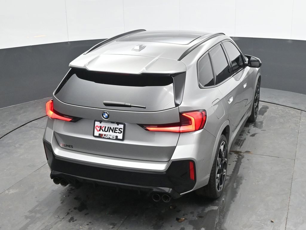 Used 2025 BMW X1 M35i w/ Premium Package image 32