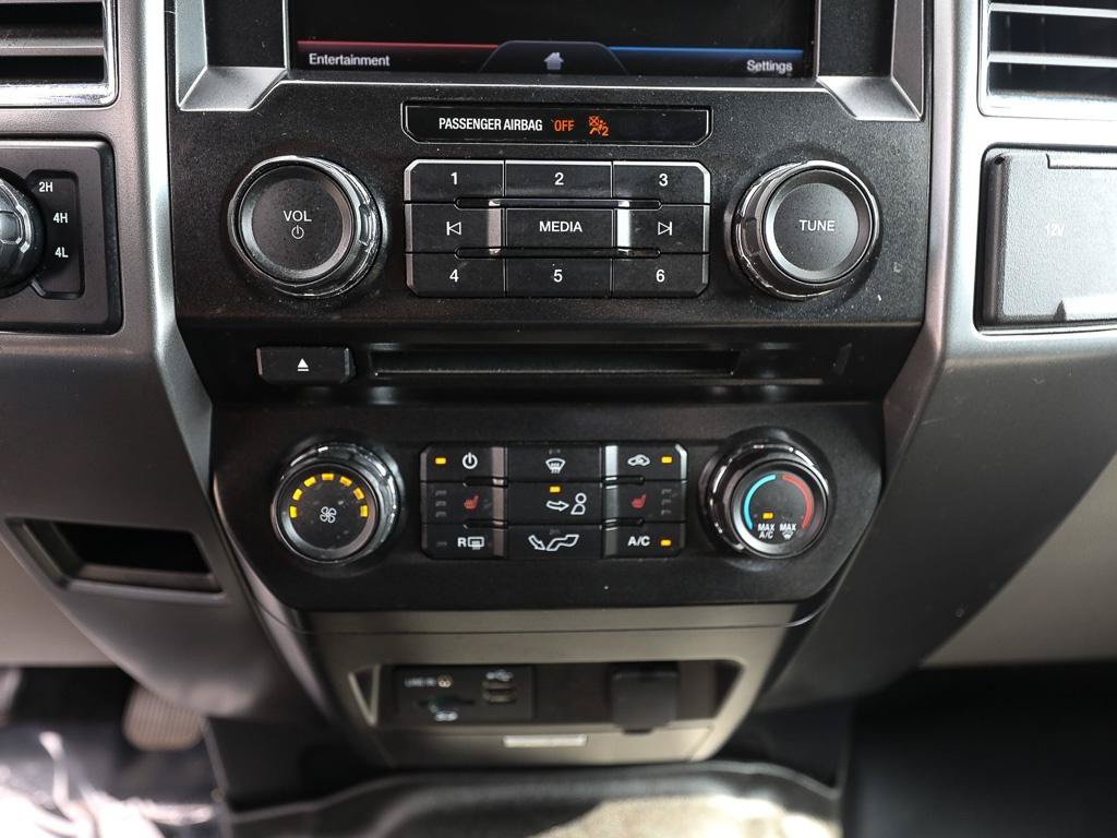 Used 2015 Ford F150 XLT w/ Equipment Group 302A Luxury AWD/4WD image 19