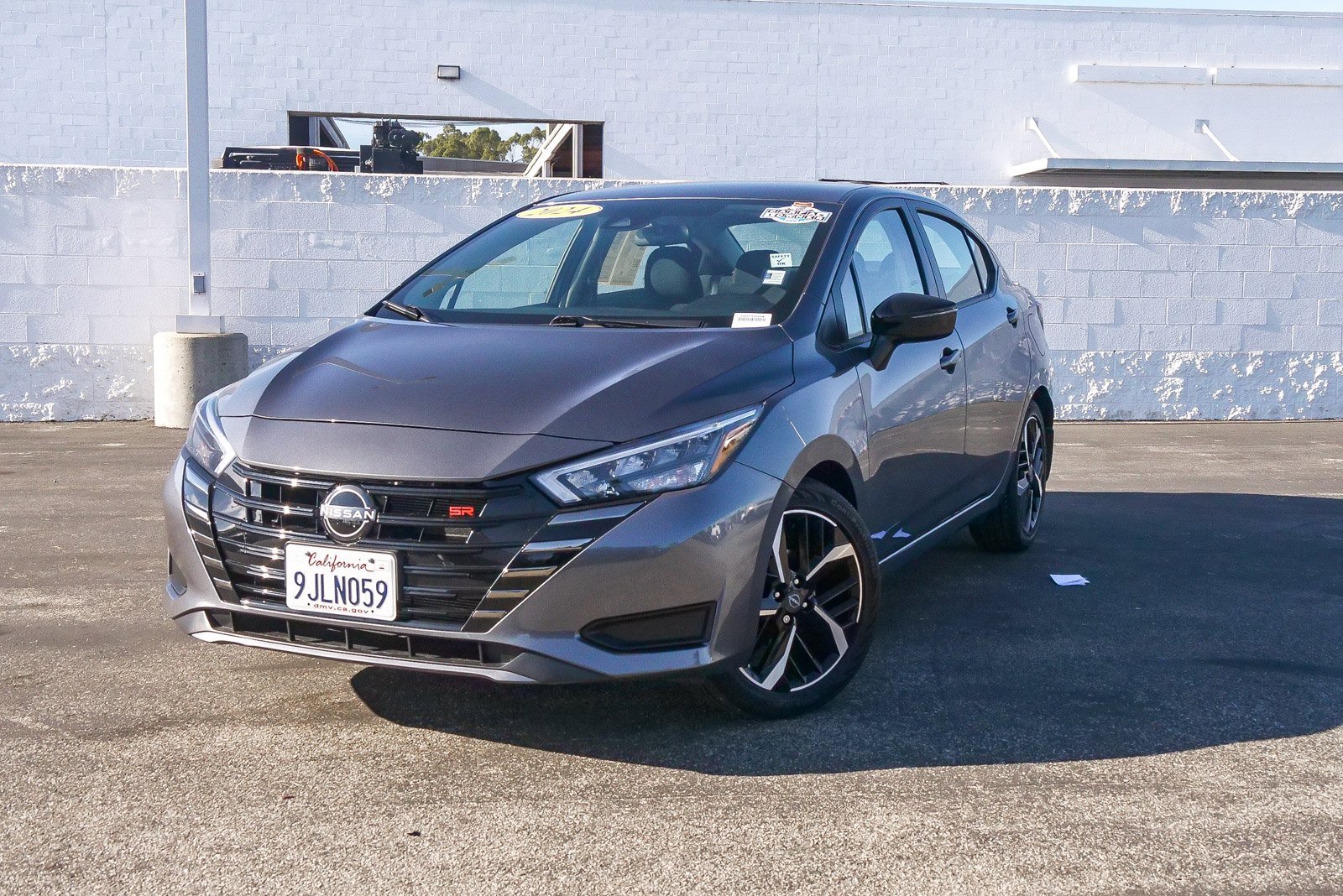 Used 2024 Nissan Versa SR w/ Trunk Package image 1