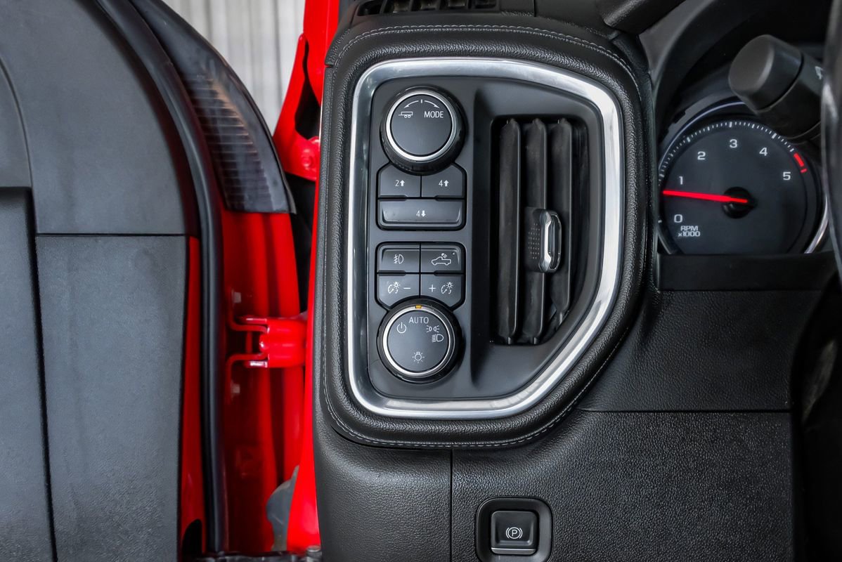 Used 2023 Chevrolet Silverado 3500 LT w/ Convenience Package image 22