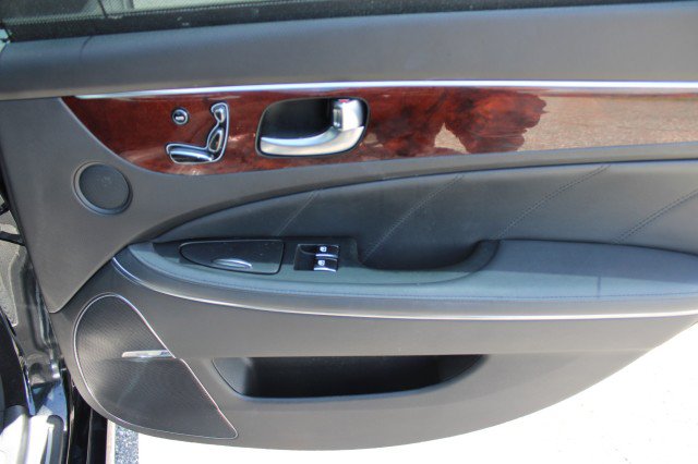 Used 2016 Hyundai Equus Ultimate RWD image 32