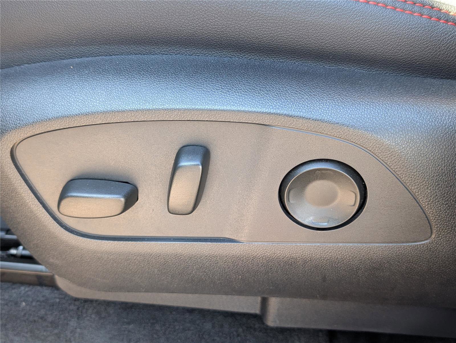 Used 2024 Chevrolet Traverse RS w/ LPO, Floor Liner Package image 25