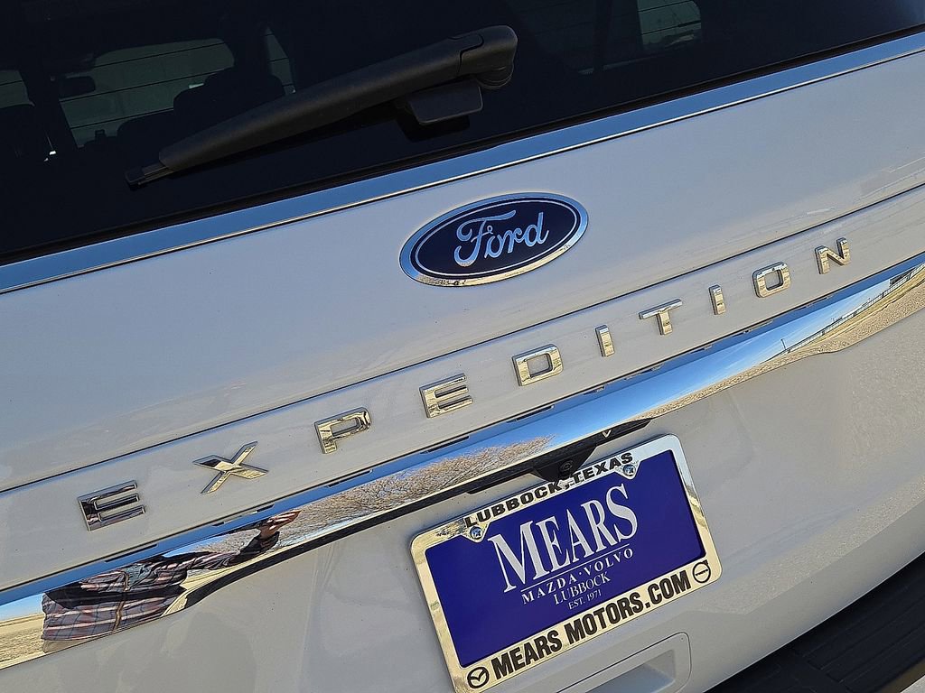 Used 2024 Ford Expedition Max Limited image 13