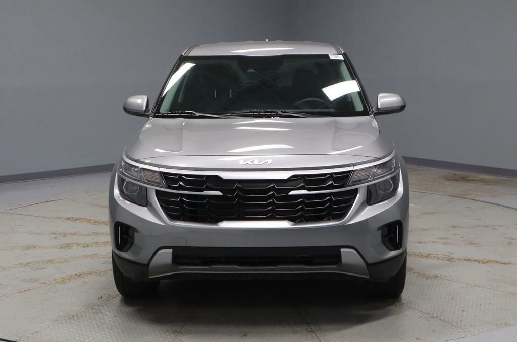Used 2024 Kia Seltos LX image 6