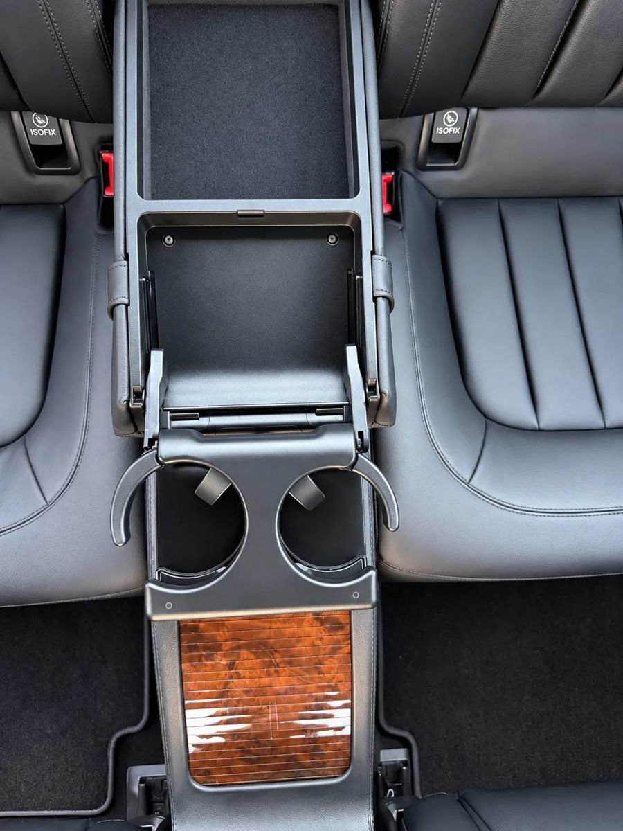 Used 2012 Mercedes-Benz CLS 550 4MATIC image 16