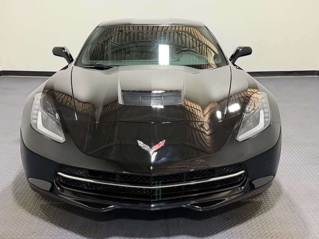 Used 2014 Chevrolet Corvette Stingray Coupe RWD image 3