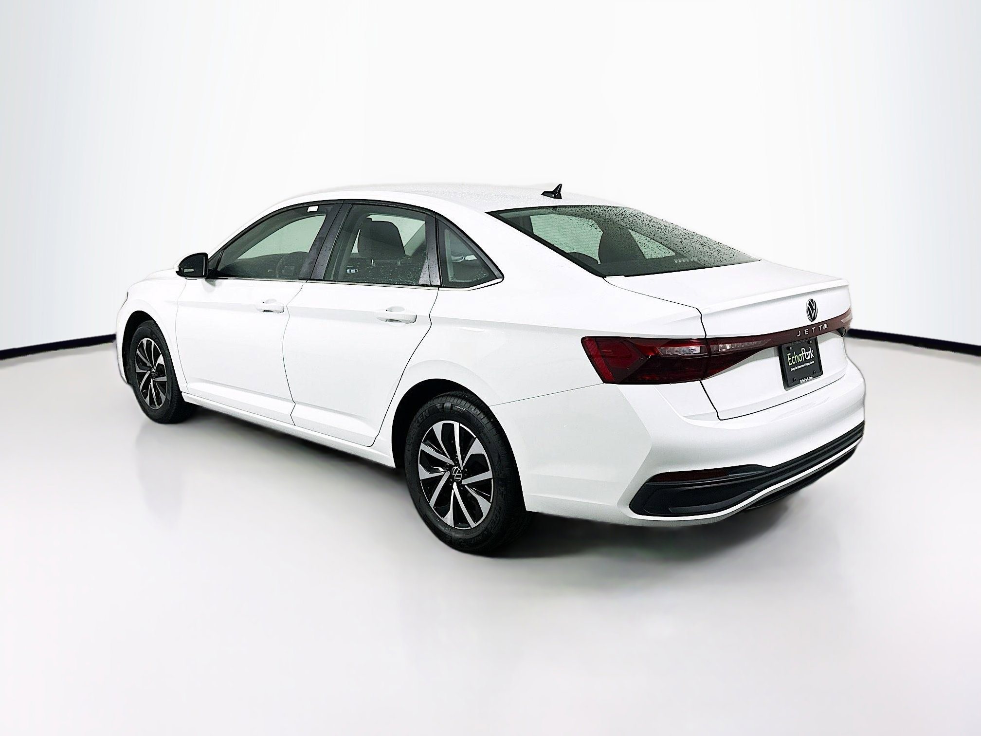 Used 2025 Volkswagen Jetta S image 5