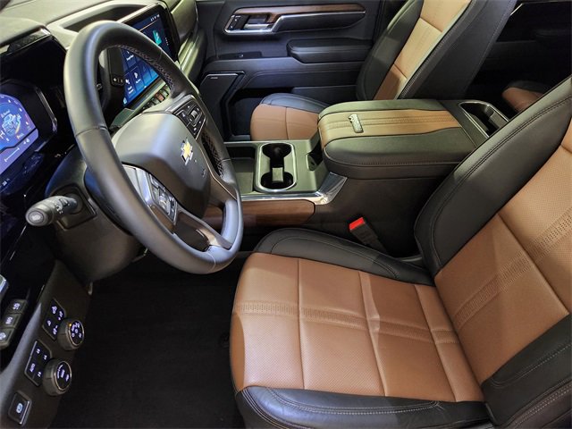 Used 2024 Chevrolet Silverado 2500 High Country w/ High Country Premium Package image 14