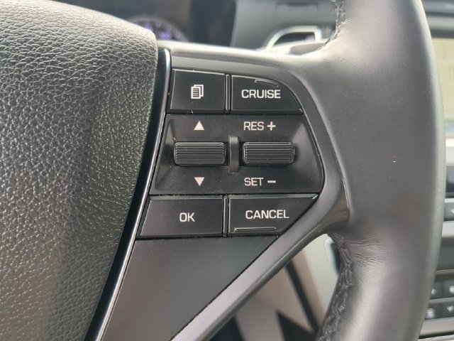 Used 2015 Hyundai Sonata Limited w/ Option Group 05 FWD image 32