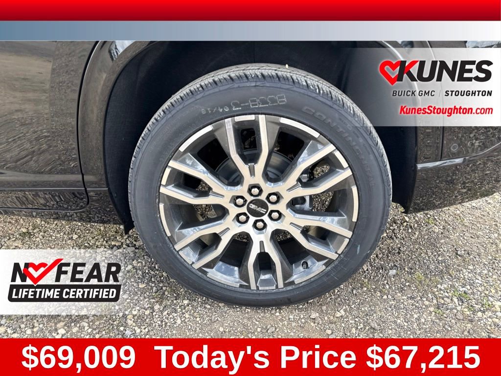 New 2026 GMC Acadia Denali Ultimate w/ LPO, Floor Liner Package AWD/4WD image 18