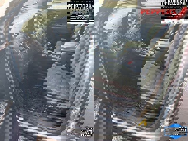 Used 2023 Chevrolet Equinox RS w/ LPO, Floor Liner Package image 11