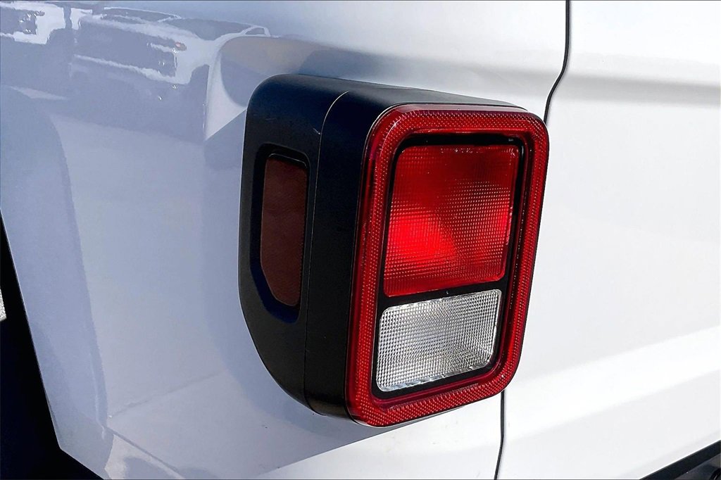 Used 2023 Jeep Gladiator Mojave image 20