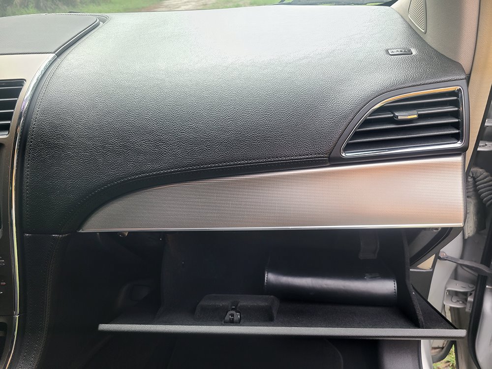 Used 2011 Lincoln MKX 2WD image 32