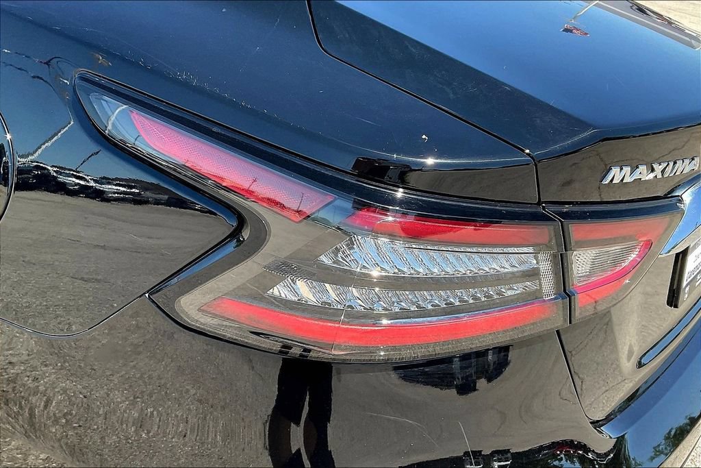 Used 2022 Nissan Maxima Platinum FWD image 27