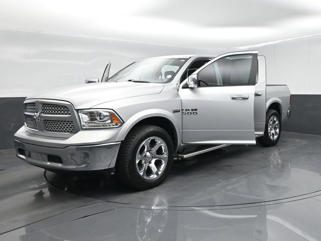 Used 2018 RAM 1500 Laramie RWD image 62