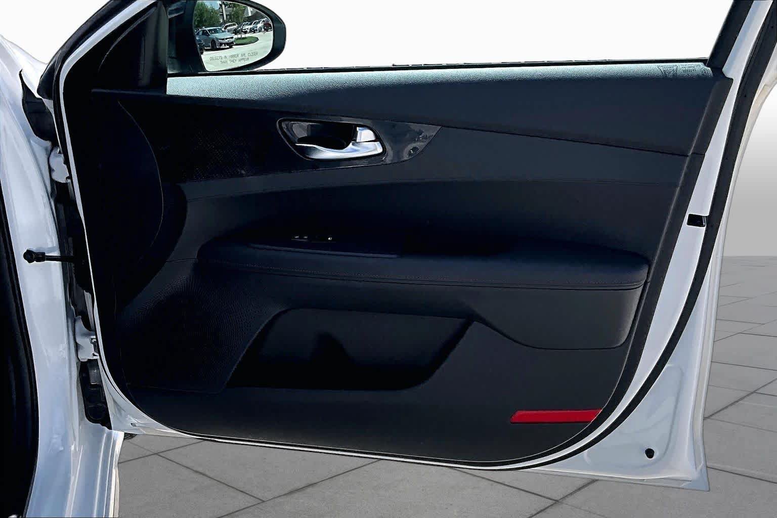 Used 2021 Kia Forte GT w/ GT2 Package FWD image 21