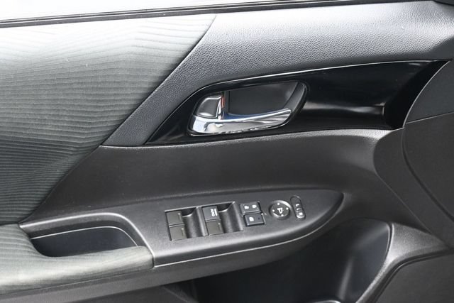 Used 2016 Honda Accord LX image 8