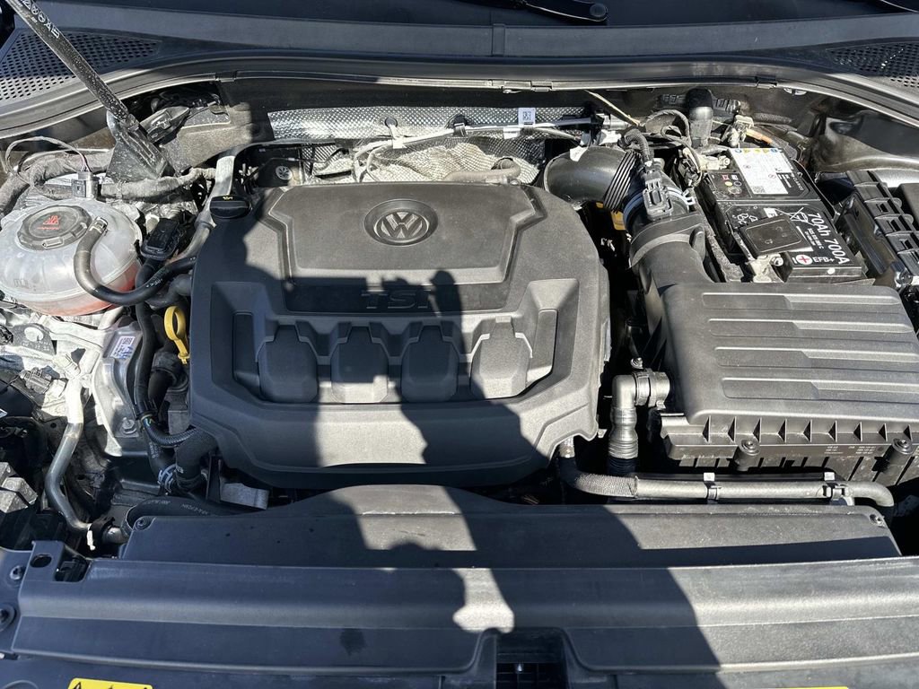 Used 2024 Volkswagen Tiguan Wolfsburg Edition image 11