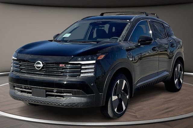 New 2026 Nissan Kicks SR w/ Cold Weather Package