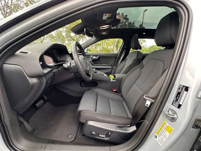 Used 2022 Polestar Polestar 2 w/ Plus Package AWD/4WD image 24